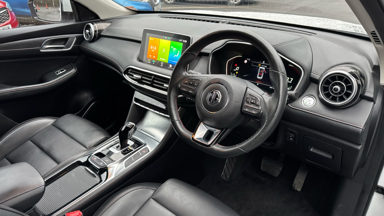 MG Hs 1.5 T-GDI Excite 5dr DCT Petrol Hatchback